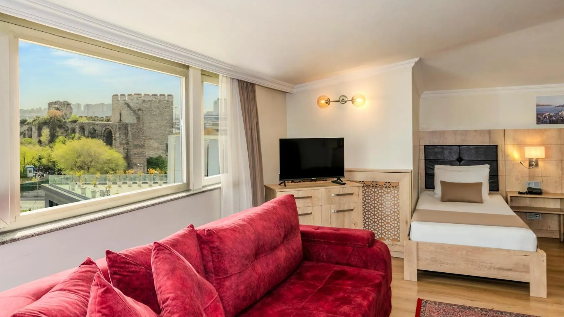 Istanbul Old City Topkapi Porta Romanos Hotel Ottoman Heritage