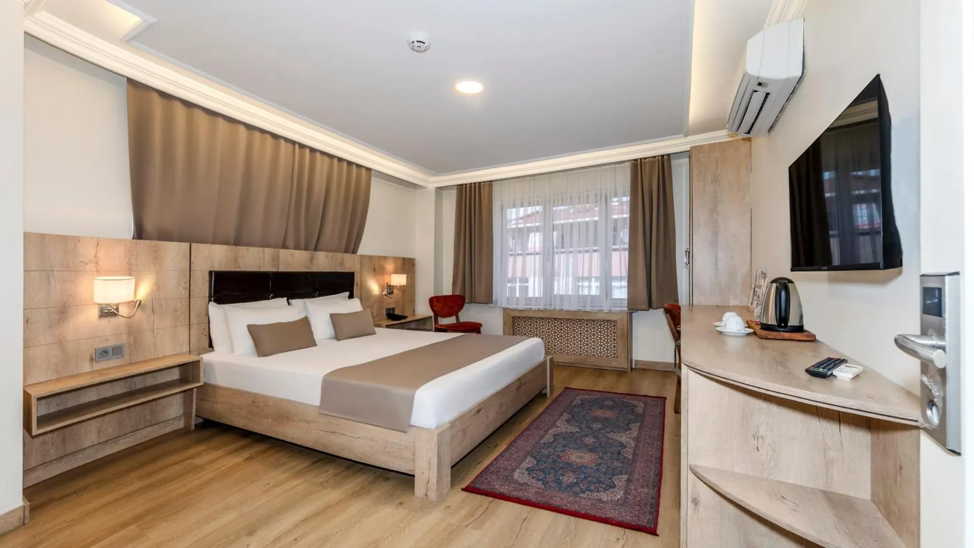 Istanbul Old City Topkapi Porta Romanos Hotel Ottoman Heritage