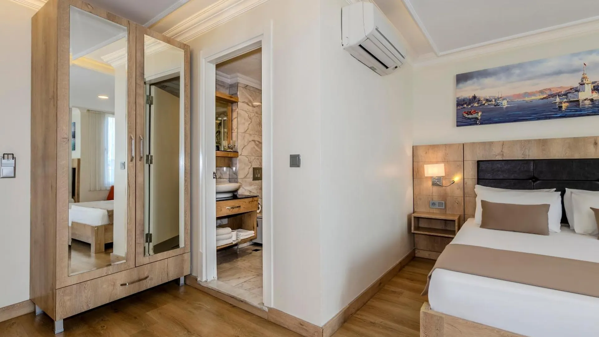 Istanbul Old City Topkapi Porta Romanos Hotel Ottoman Heritage